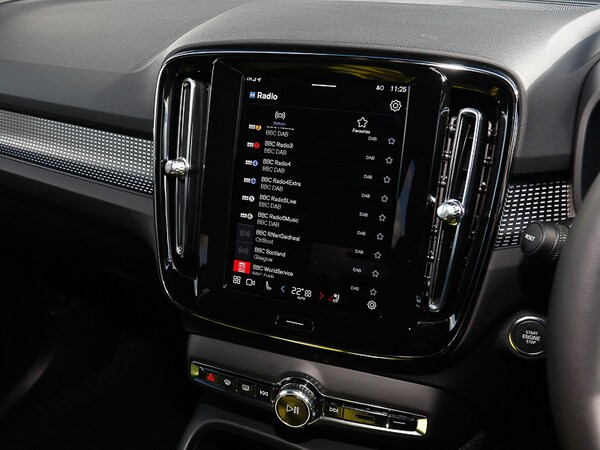 Used Volvo XC40 2025 for sale - 76199509: Photo 12
