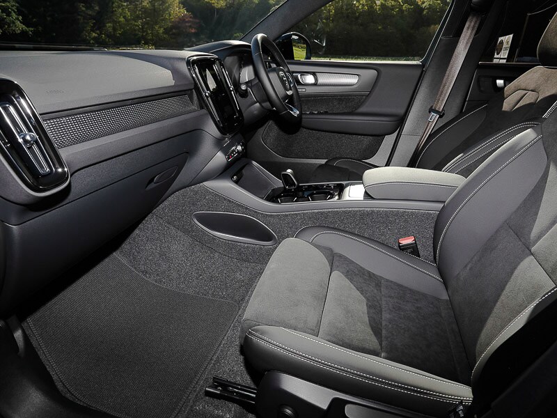 Used Volvo XC40 2025 for sale - 76199509: Photo 5