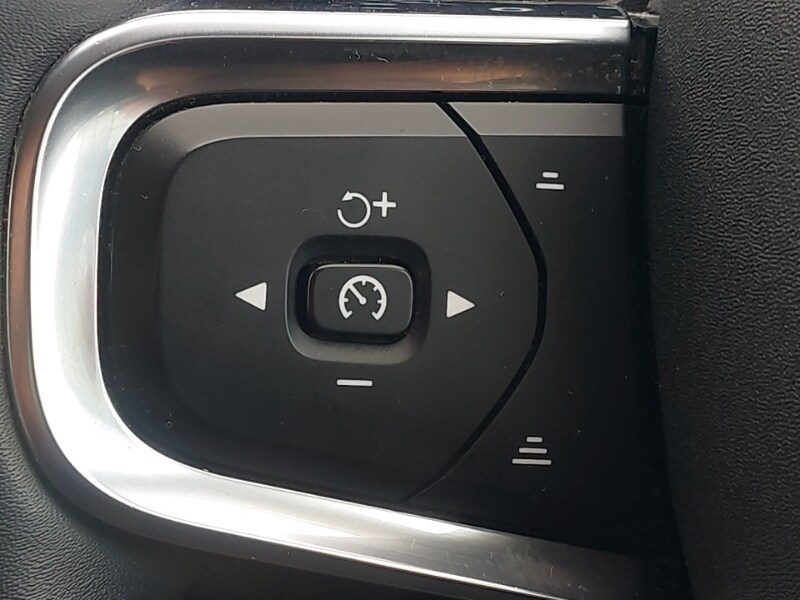 Used Volvo XC40 2022 for sale - 76834381: Photo 16