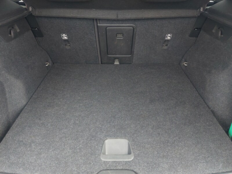 Used Volvo XC40 2022 for sale - 76834381: Photo 8