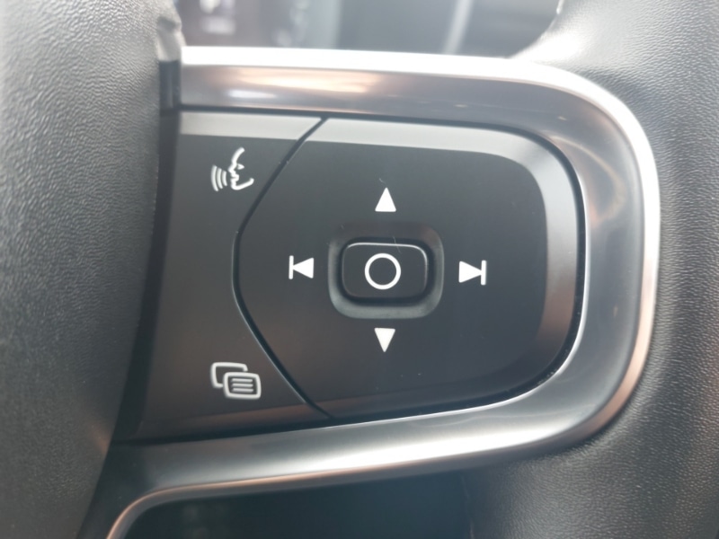 Used Volvo XC40 2022 for sale - 76663975: Photo 14