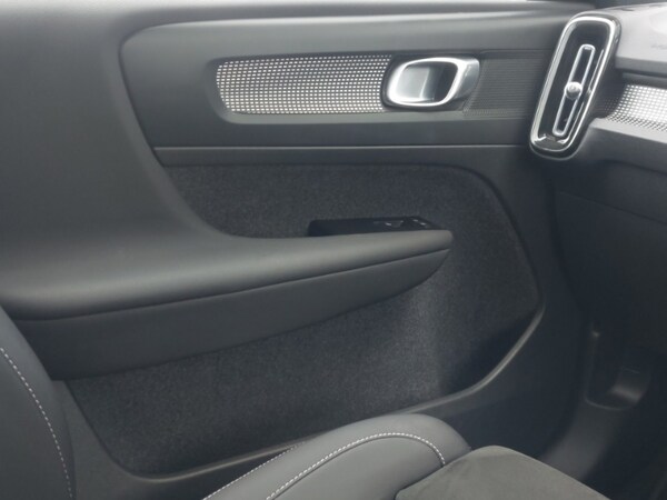 Used Volvo XC40 2022 for sale - 75395090: Photo 11