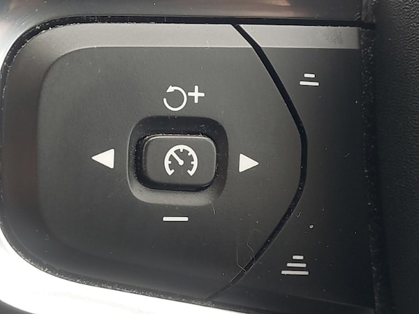 Used Volvo XC40 2022 for sale - 75395090: Photo 17
