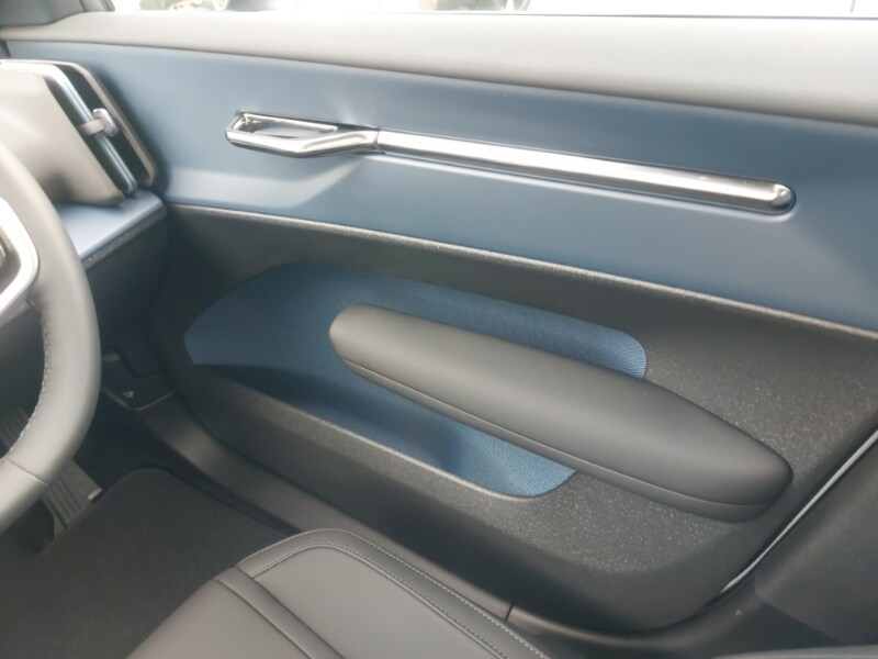 Used Volvo EX30 2025 for sale - 76282213: Photo 10