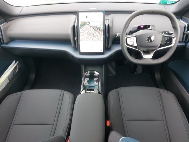 Used Volvo EX30 2025 for sale - 76282213: Photo 2