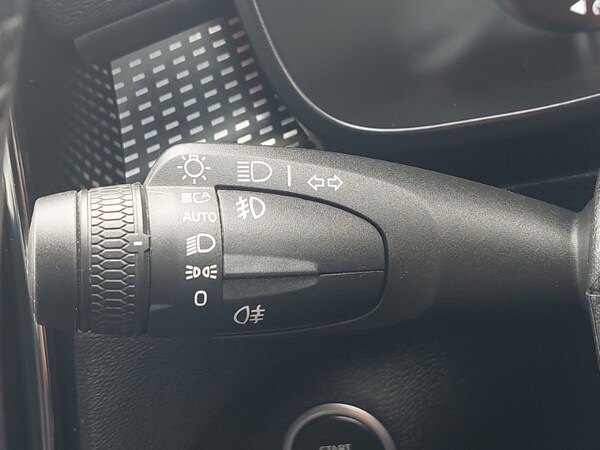 Used Volvo XC40 2022 for sale - 75526128: Photo 17