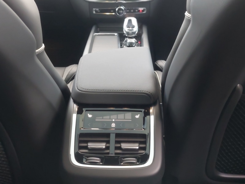 Used Volvo XC60 2025 for sale - 77999451: Photo 12