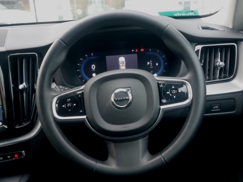 Used Volvo XC60 2022 for sale - 77424378: Photo 7