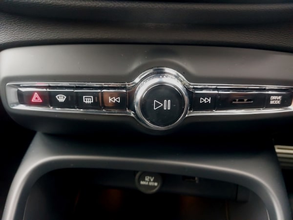 Used Volvo XC40 2021 for sale - 76195675: Photo 13