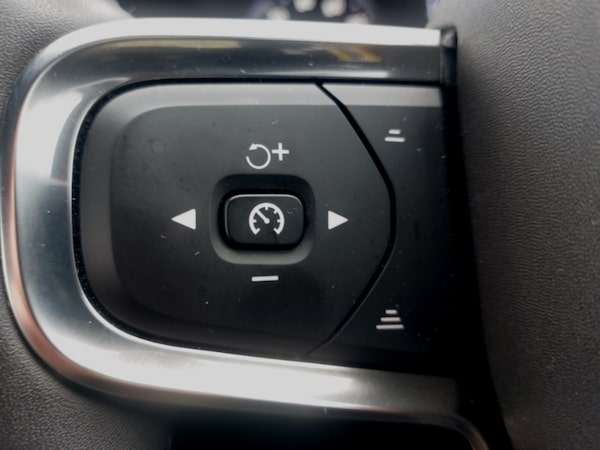 Used Volvo XC40 2021 for sale - 76195675: Photo 18