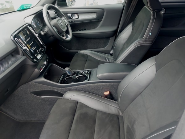 Used Volvo XC40 2021 for sale - 76195675: Photo 5