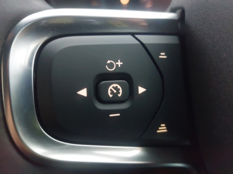 Used Volvo XC40 2025 for sale - 77418770: Photo 18