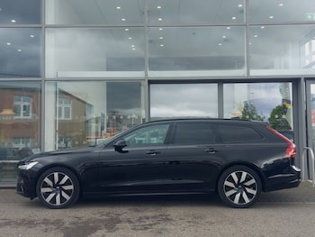 Used Volvo V90 2024 for sale - 79343204: Photo