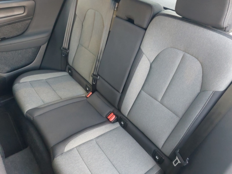 Used Volvo XC40 2023 for sale - 76683738: Photo 6