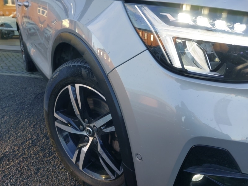 Used Volvo XC40 2023 for sale - 76683738: Photo 9