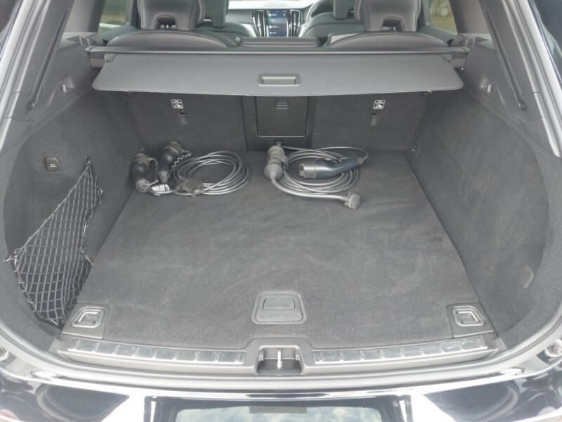 Used Volvo XC60 2021 for sale - 76195230: Photo 8