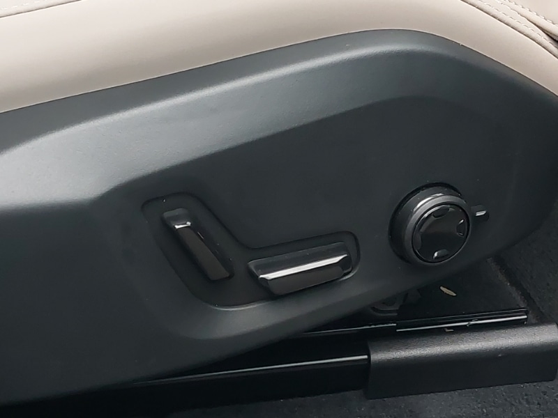 Used Volvo XC60 2025 for sale - 77197816: Photo 15