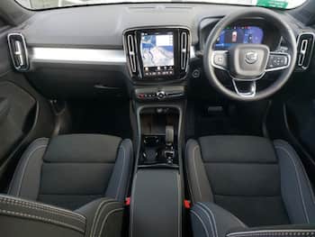 Used Volvo XC40 2026 for sale - 79876305: Photo