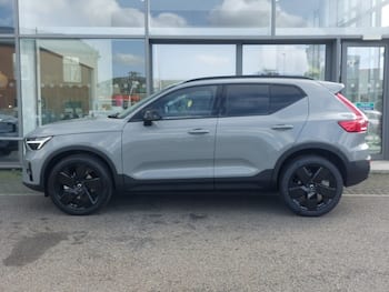 Used Volvo XC40 2026 for sale - 79876305: Photo