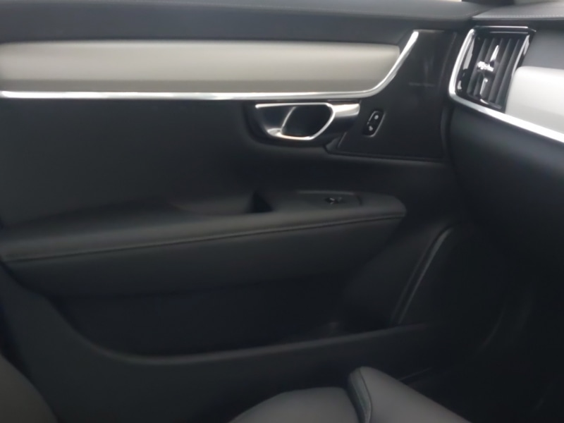 Used Volvo V90 2025 for sale - 77134319: Photo 11
