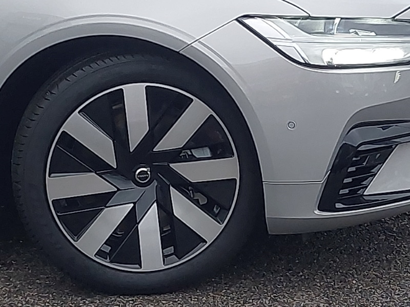 Used Volvo V90 2025 for sale - 77134319: Photo 9