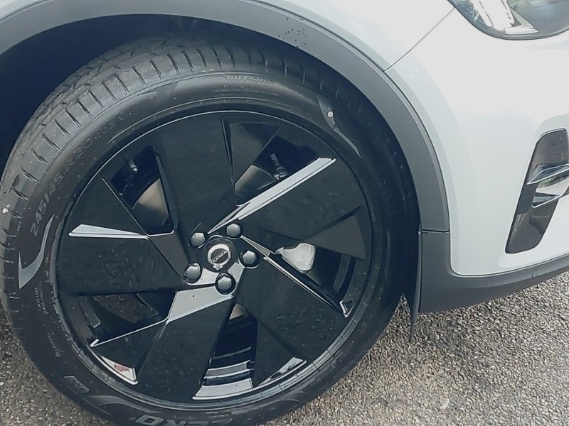 Used Volvo XC40 2025 for sale - 77453956: Photo 9