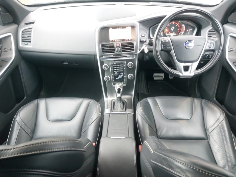 Used Volvo XC60 2017 for sale - 77439494: Photo 2