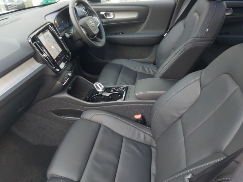 Used Volvo XC40 2025 for sale - 77299649: Photo 5