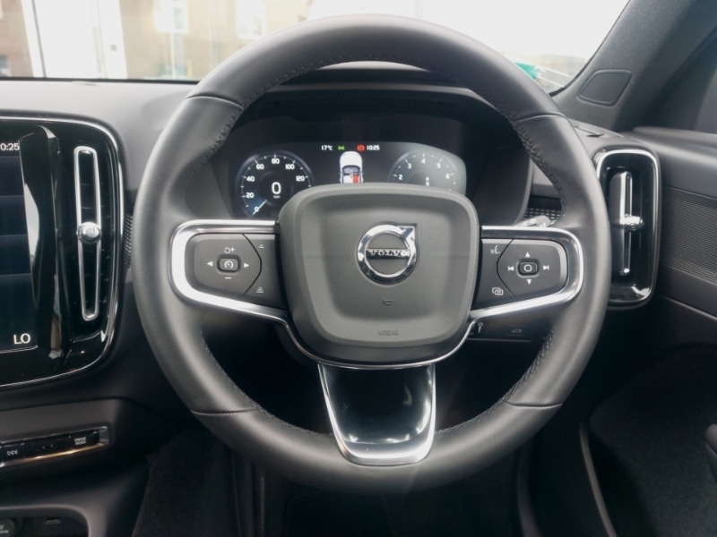 Used Volvo XC40 2021 for sale - 77311774: Photo 7