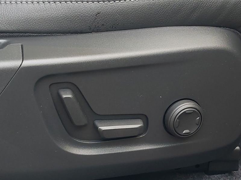 Used Volvo XC40 2025 for sale - 77576852: Photo 14