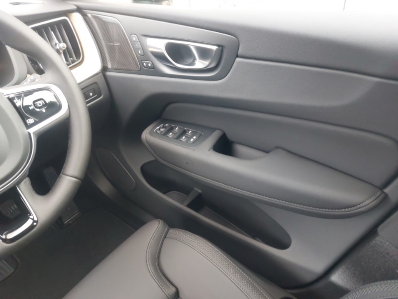 Used Volvo XC60 2025 for sale - 77223657: Photo 10