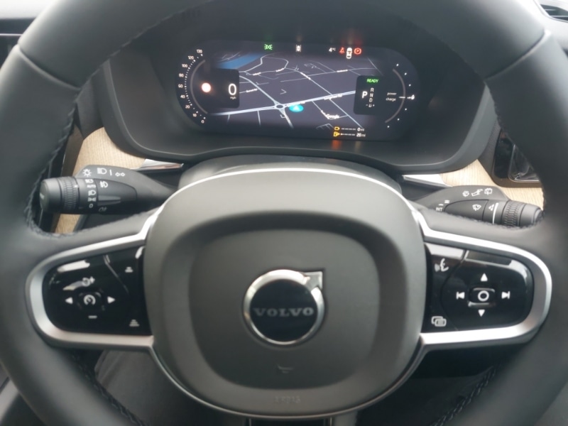 Used Volvo XC60 2025 for sale - 77223657: Photo 19