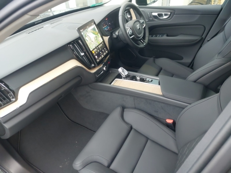 Used Volvo XC60 2025 for sale - 77223657: Photo 5