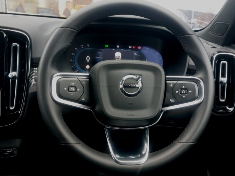 Used Volvo XC40 2024 for sale - 77509188: Photo 7