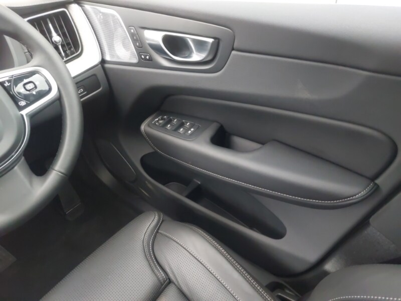 Used Volvo XC60 2025 for sale - 77265541: Photo 10