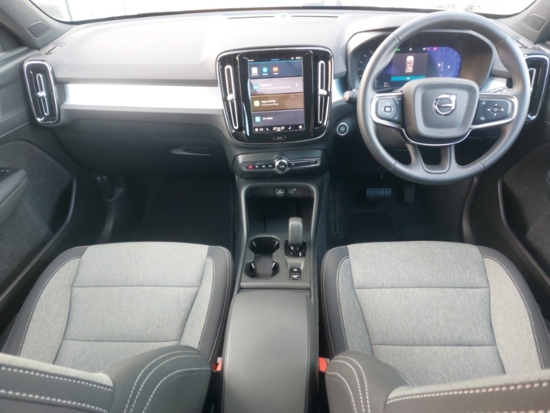 Used Volvo XC40 2024 for sale - 77731770: Photo 2