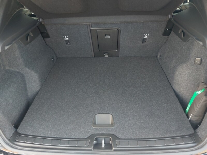 Used Volvo XC40 2024 for sale - 77731770: Photo 8