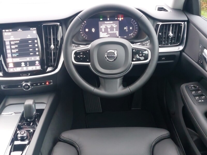 Used Volvo V60 2025 for sale - 77731632: Photo 7