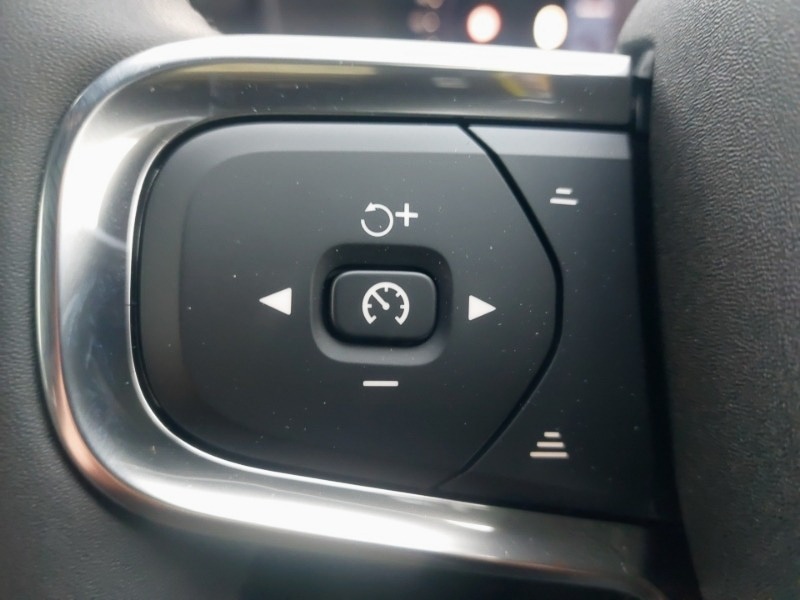 Used Volvo XC40 2025 for sale - 77453946: Photo 11