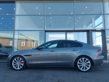 Used Jaguar XE 2020 for sale - 78368956: Photo