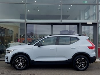 Used Volvo XC40 2023 for sale - 78977014: Photo