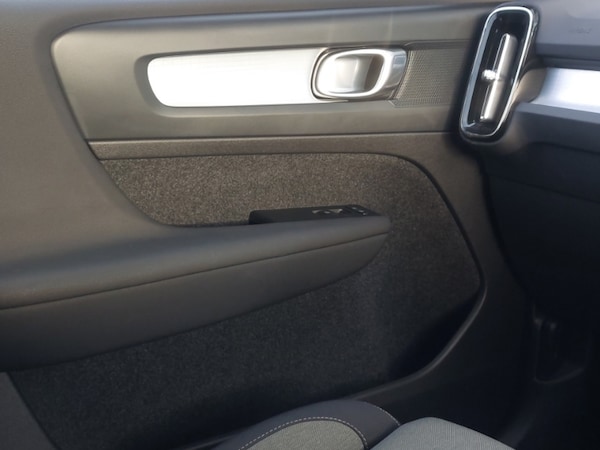 Used Volvo XC40 2022 for sale - 76309029: Photo 11
