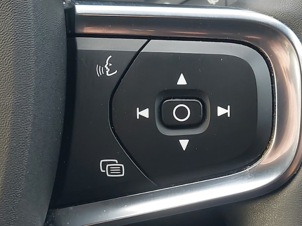 Used Volvo XC40 2022 for sale - 76309029: Photo 16