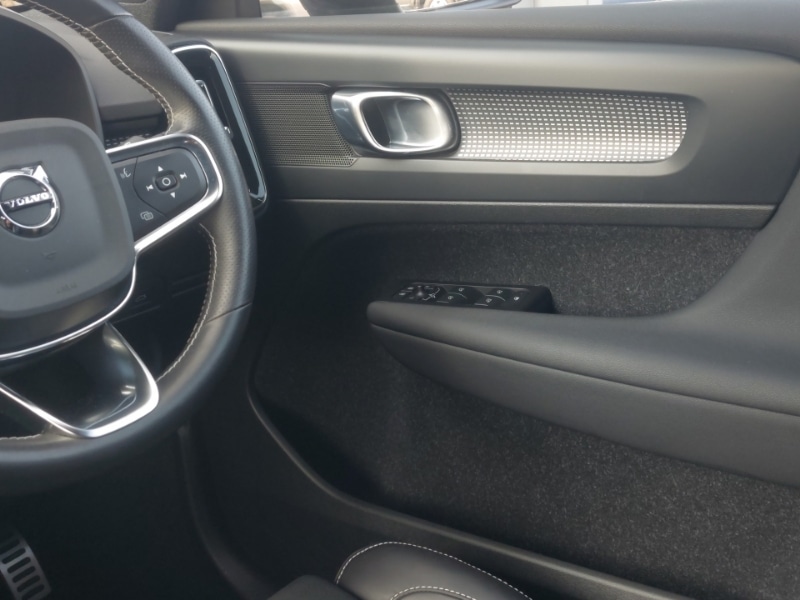 Used Volvo XC40 2021 for sale - 76078795: Photo 10