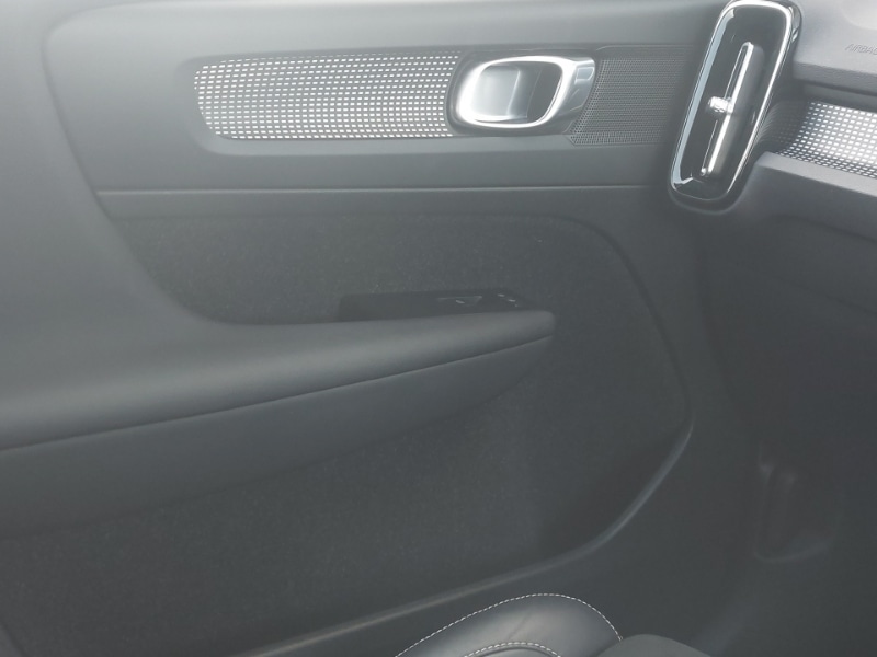Used Volvo XC40 2021 for sale - 76078795: Photo 11