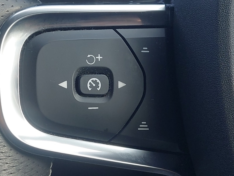 Used Volvo XC40 2021 for sale - 76078795: Photo 15