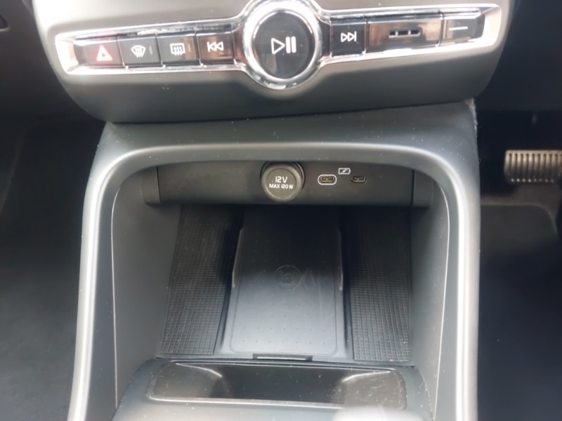 Used Volvo XC40 2024 for sale - 76721437: Photo 17