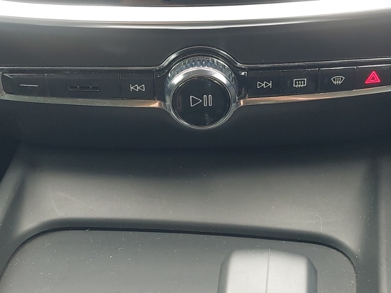 Used Volvo V60 2023 for sale - 76983551: Photo 16