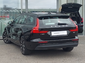 Used Volvo V60 2023 for sale - 76983551: Photo