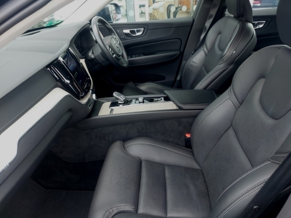 Used Volvo XC60 2022 for sale - 76275724: Photo 5